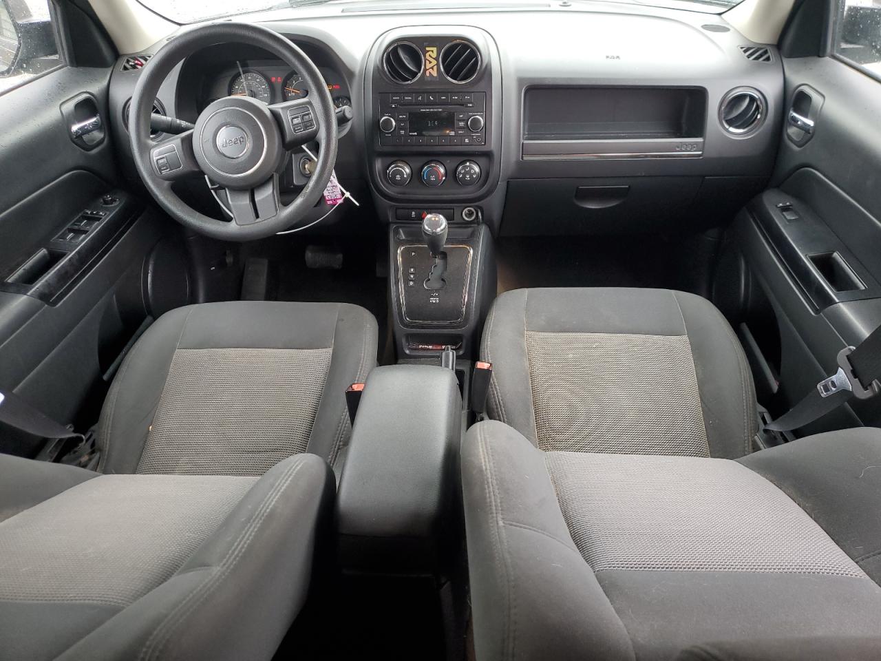 2016 Jeep Liberty (Patriot) - Image 8