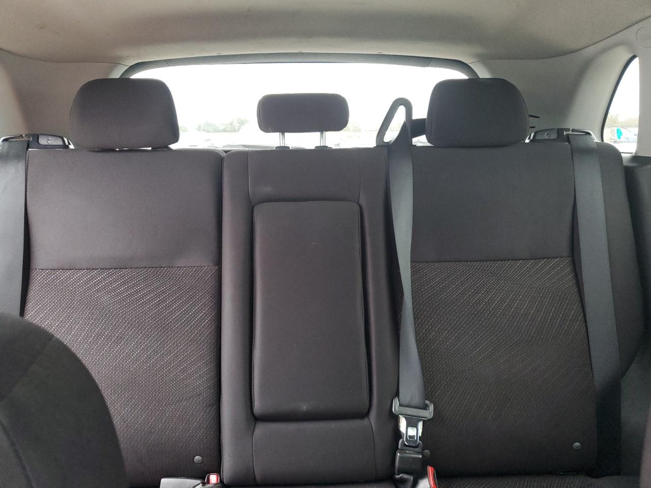 2013 Mitsubishi Outlander - Image 10