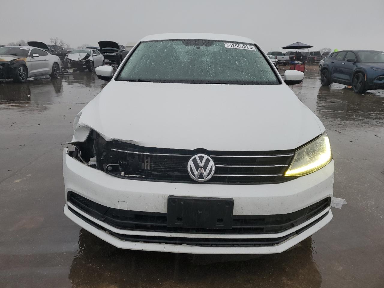 2017 Volkswagen Jetta - Image 5