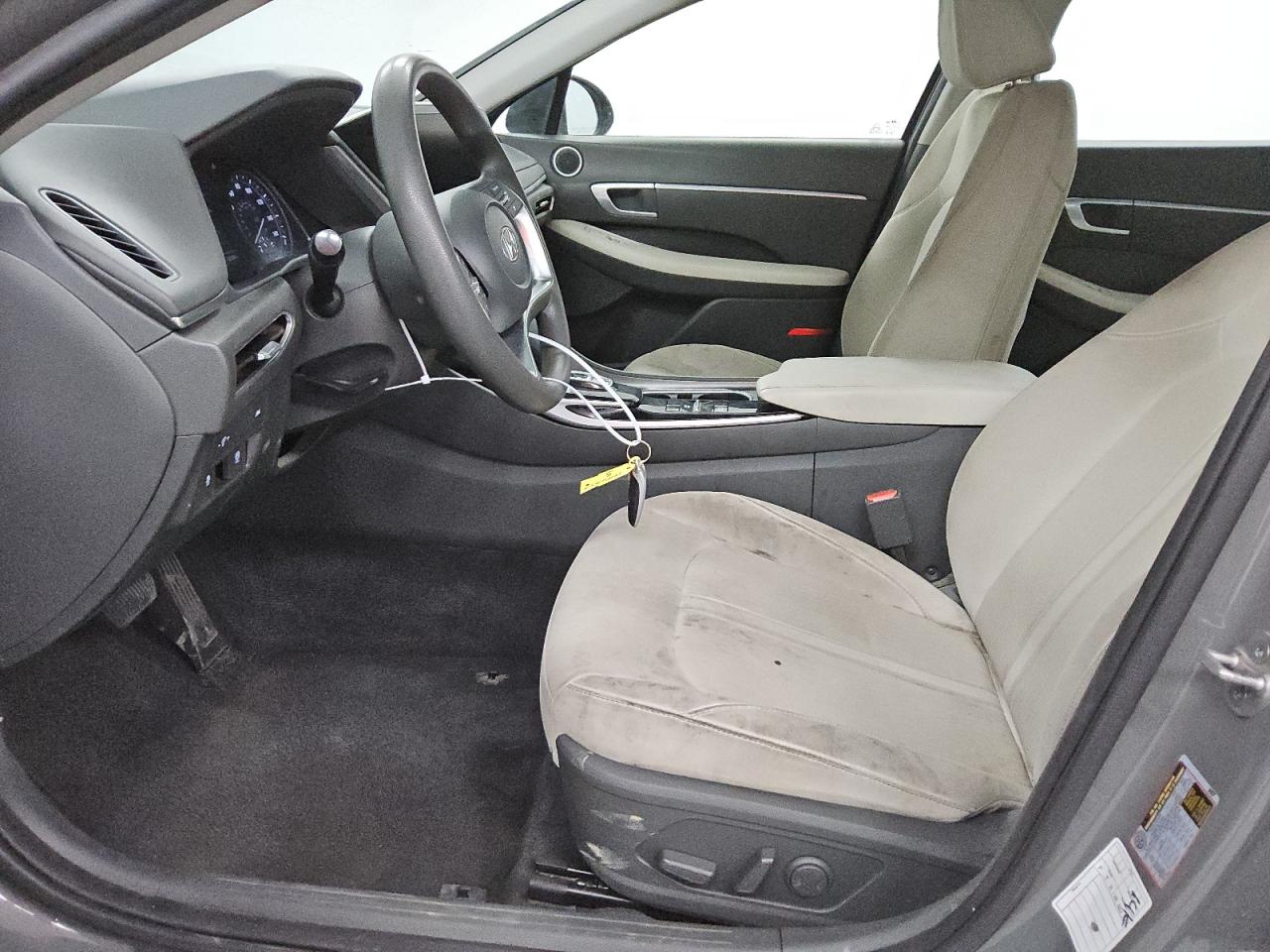 2023 Hyundai Sonata - Image 7