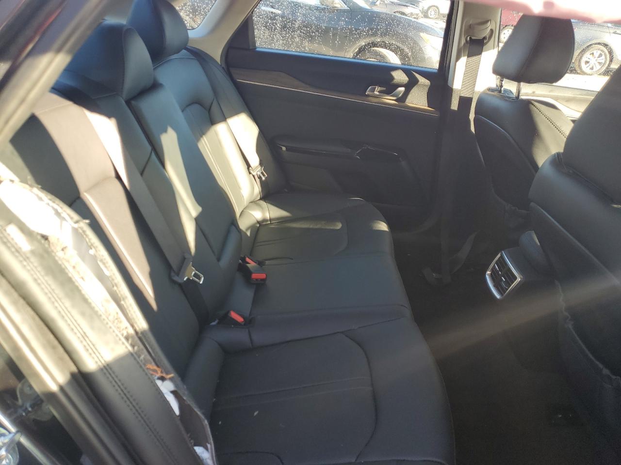 2024 Kia K5 - Image 10
