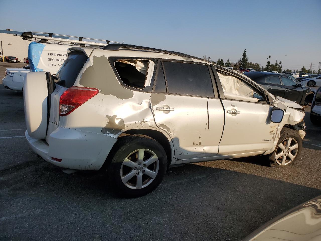 2007 Toyota RAV 4 - Image 3
