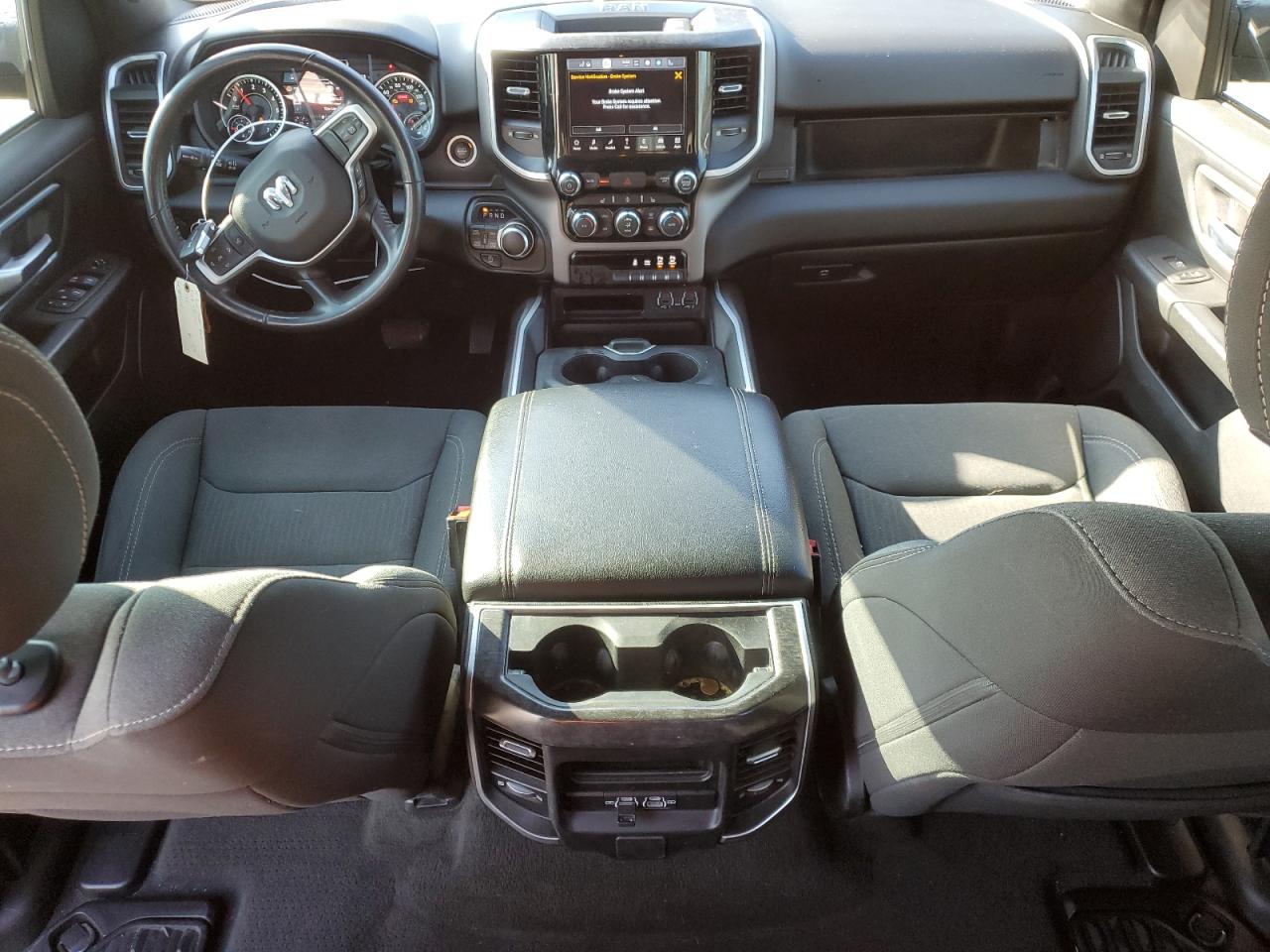 2022 RAM 1500 - Image 8