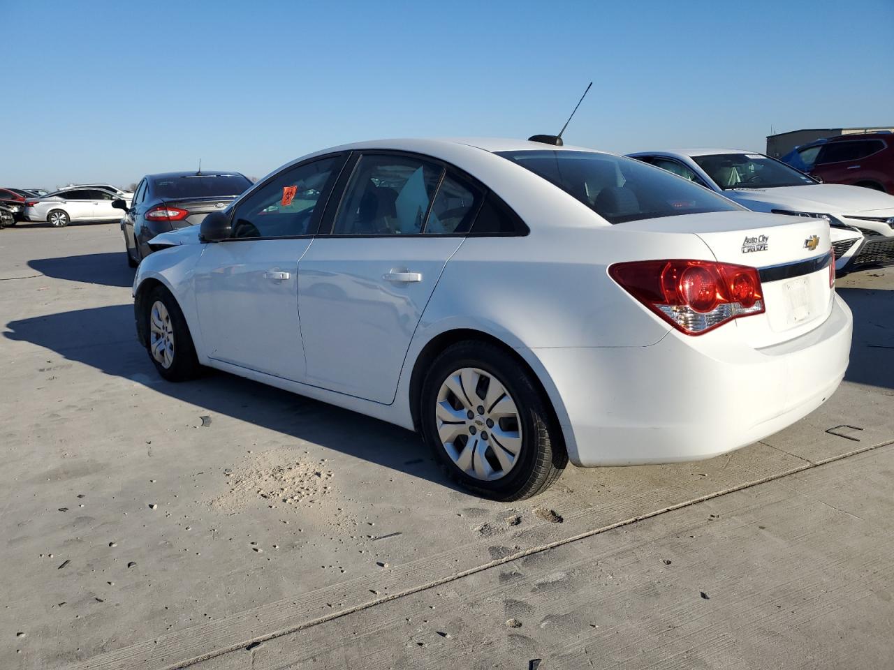 2016 Chevrolet Cruze - Image 2