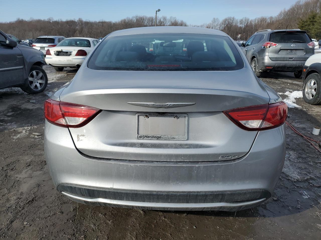 2016 Chrysler 200 - Image 6