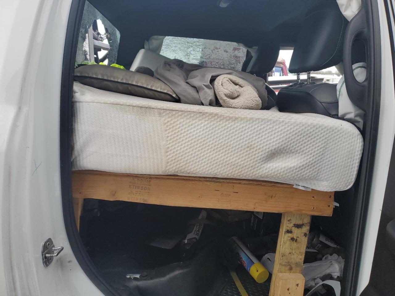 2022 RAM 3500 - Image 10