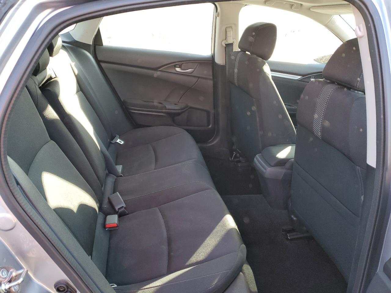 2016 Honda Civic - Image 10
