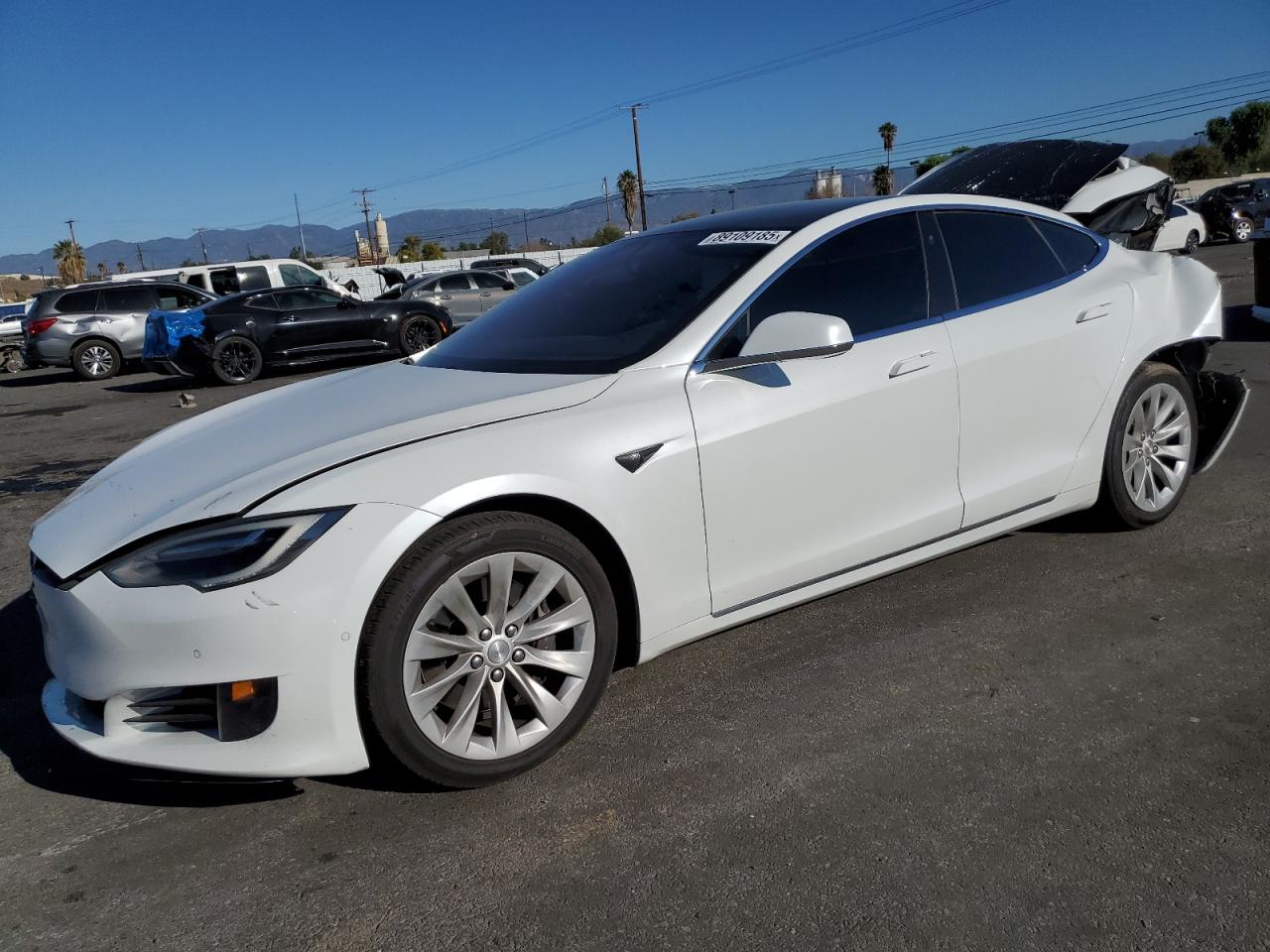 2017 Tesla Model S zu verkaufen in Colton, CA - Front End
