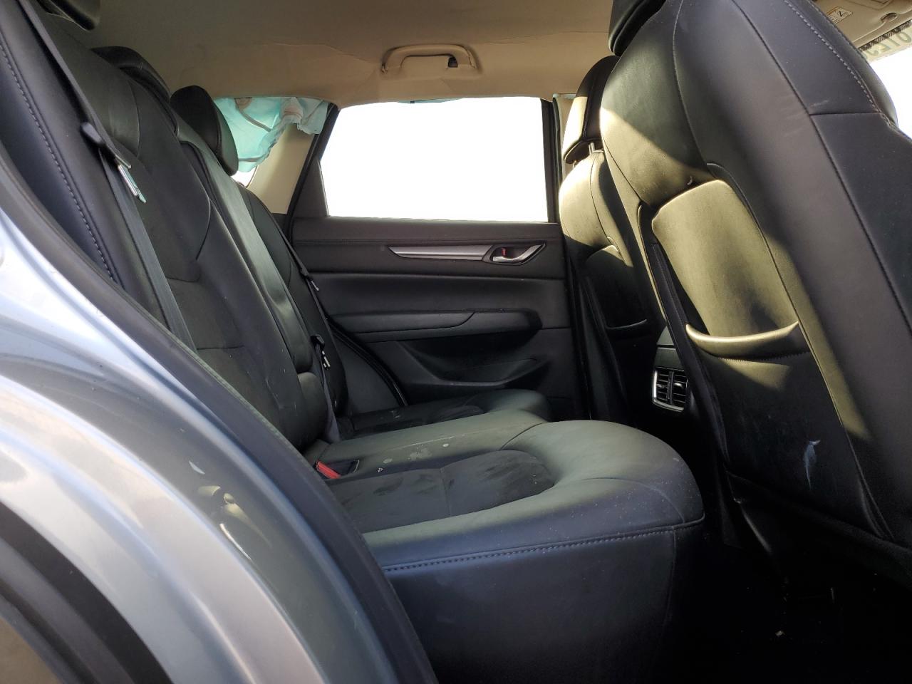 2017 Mazda CX-5 - Image 11