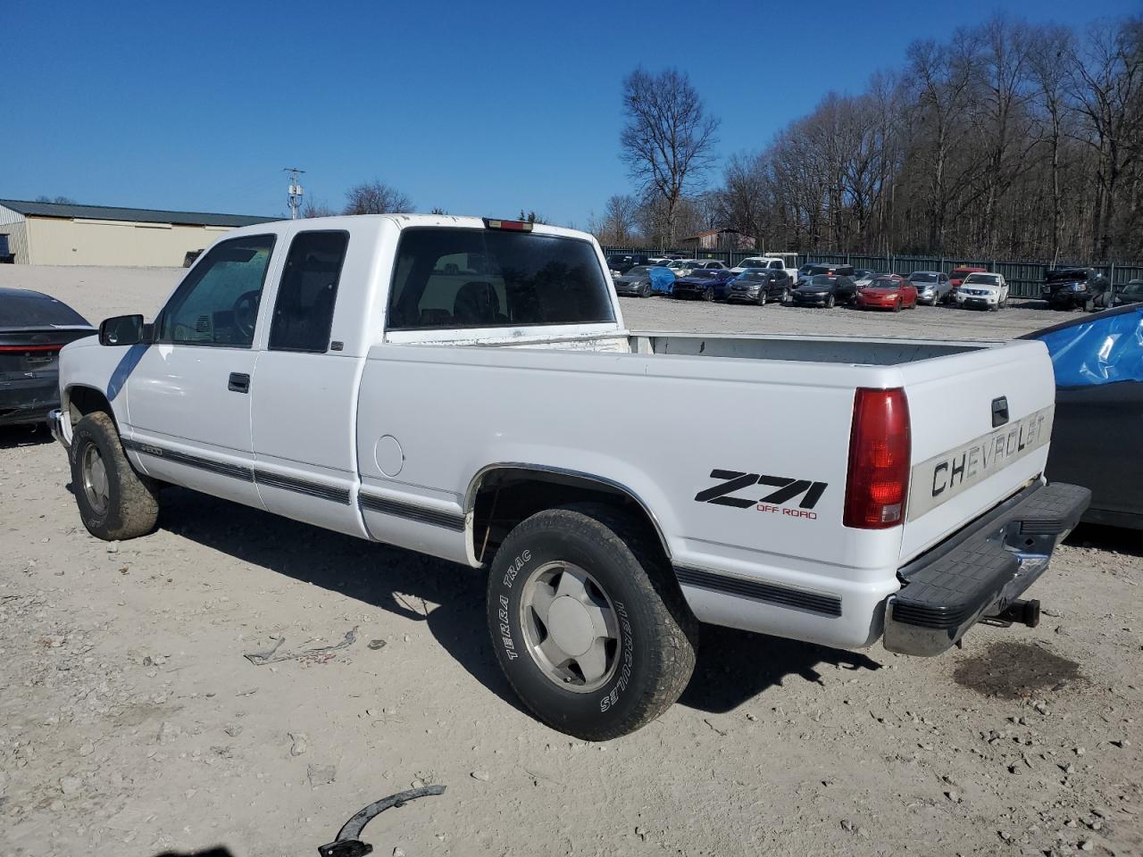 1997 Chevrolet GMT-400 - Image 2