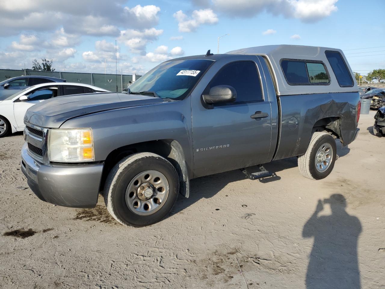 2009 Chevrolet Silverado - Image 1