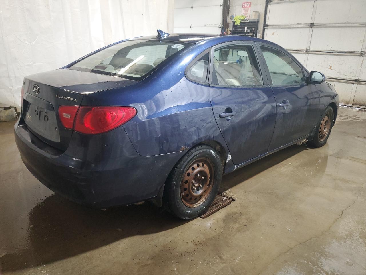 2009 Hyundai Elantra - Image 3