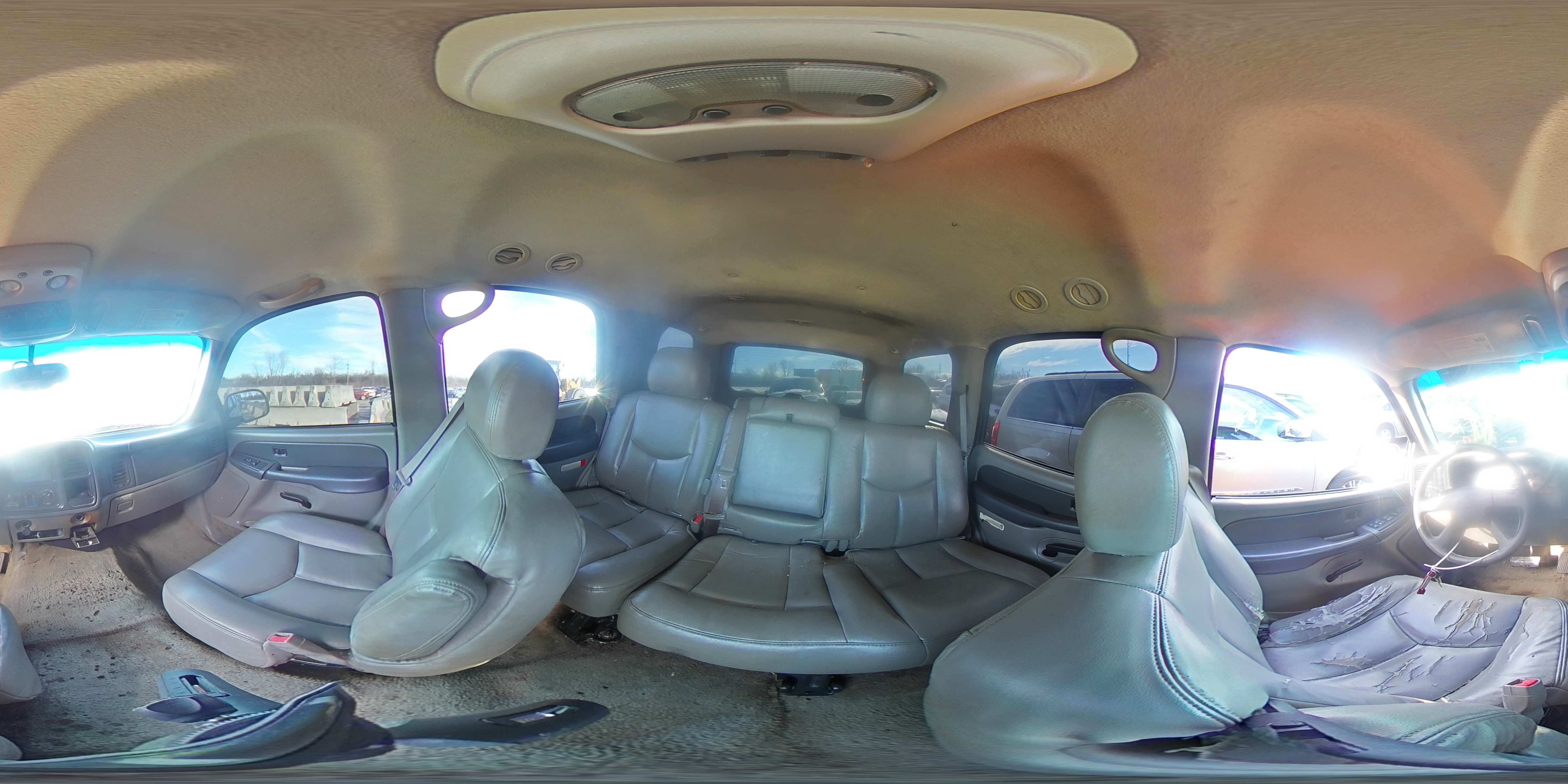2003 Chevrolet Tahoe - Image 13