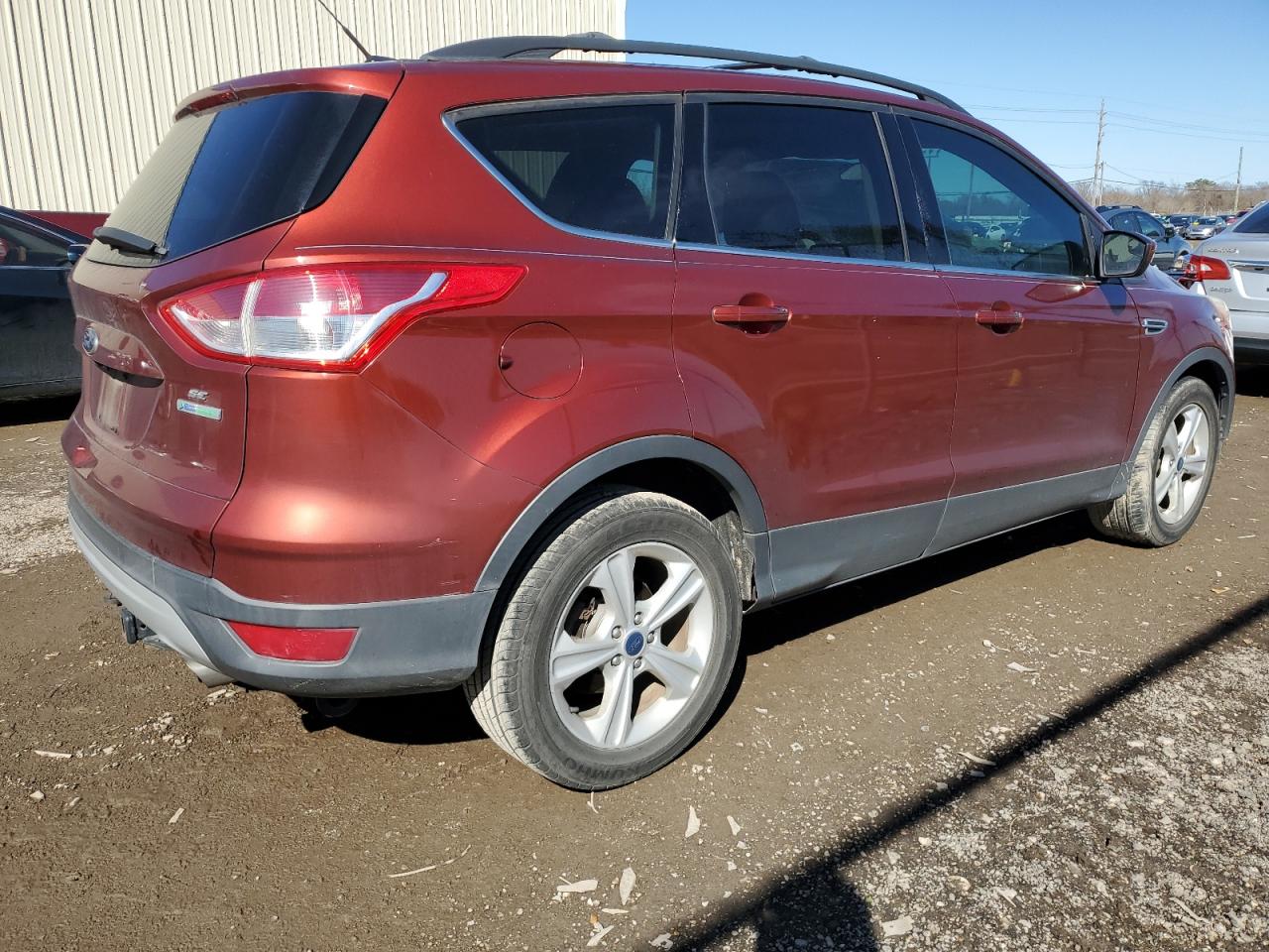 VIN 1FMCU0GX3EUB61488 2014 FORD ESCAPE no.3