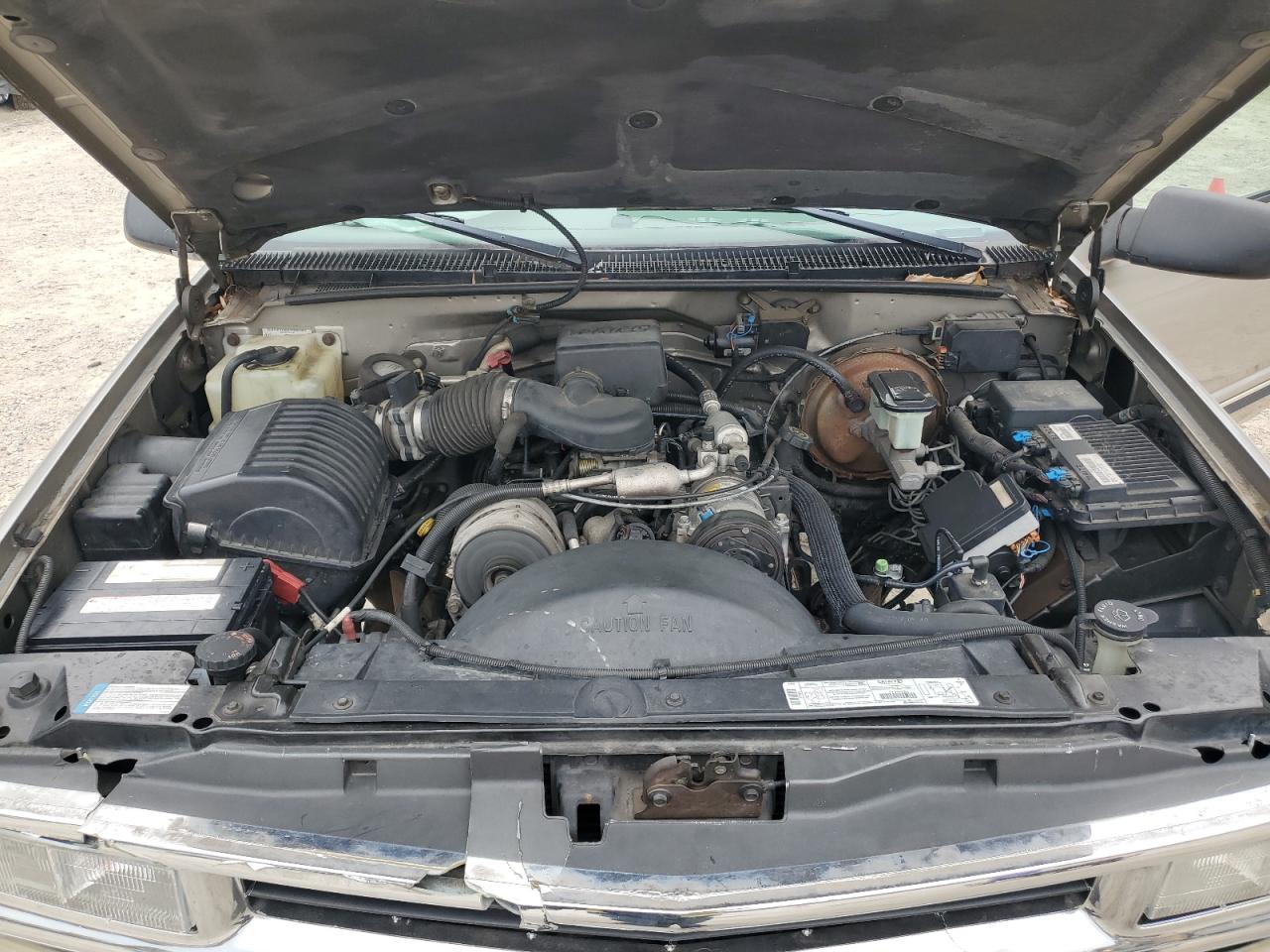 1999 Chevrolet Tahoe - Image 14
