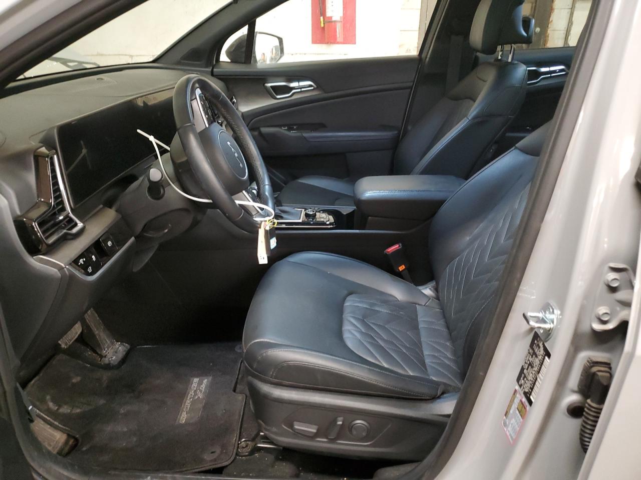 2024 Kia Sportage - Image 7