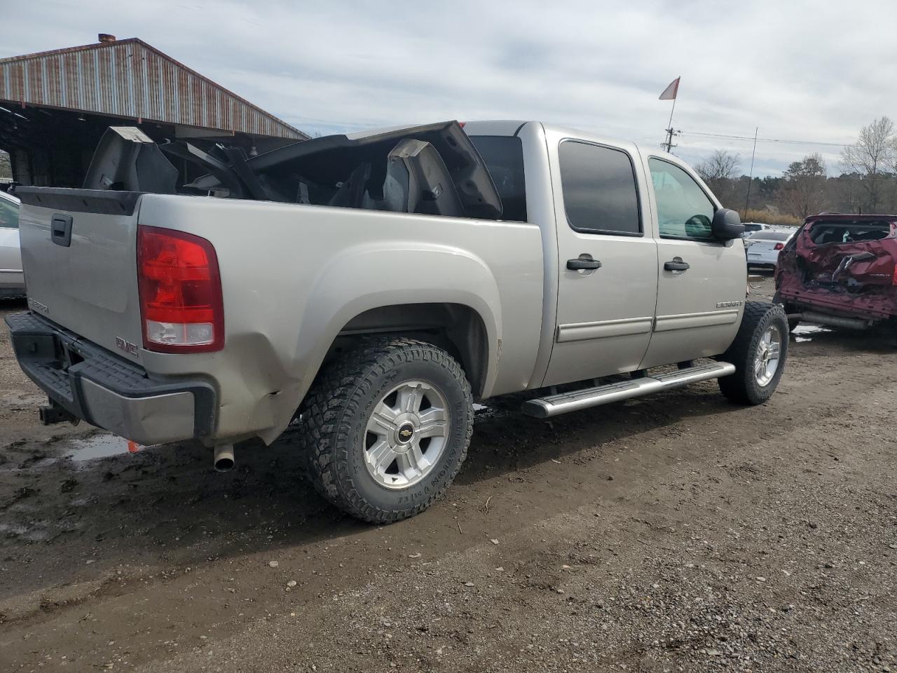 2008 GMC Sierra - Image 3