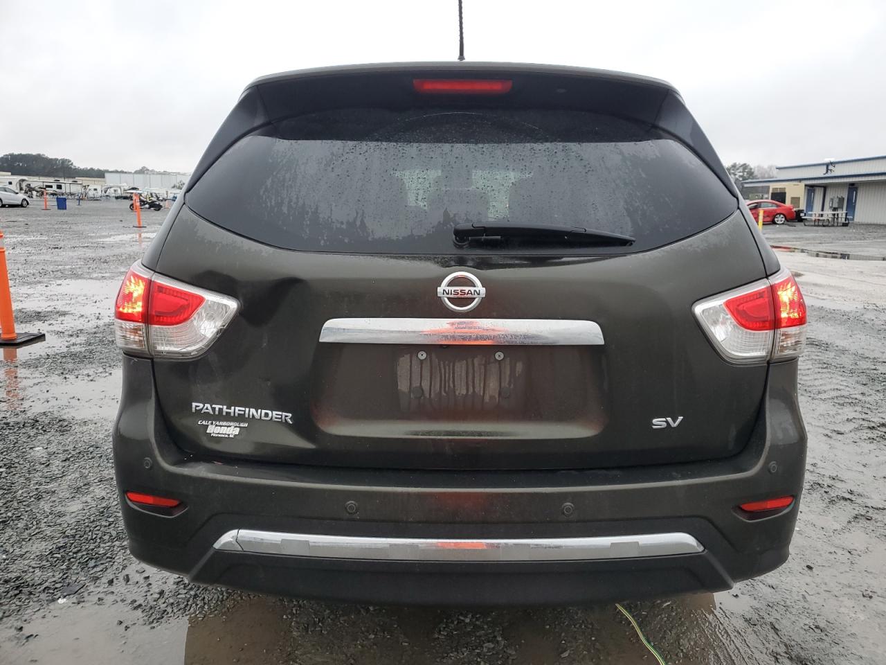 2016 Nissan Pathfinder S VIN: 5N1AR2MN4GC607129 Lot: 42764835
