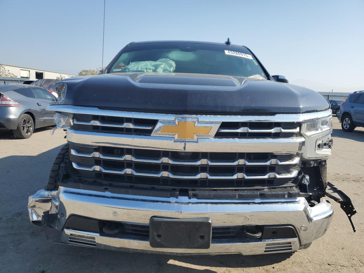 2022 Chevrolet Silverado - Image 5