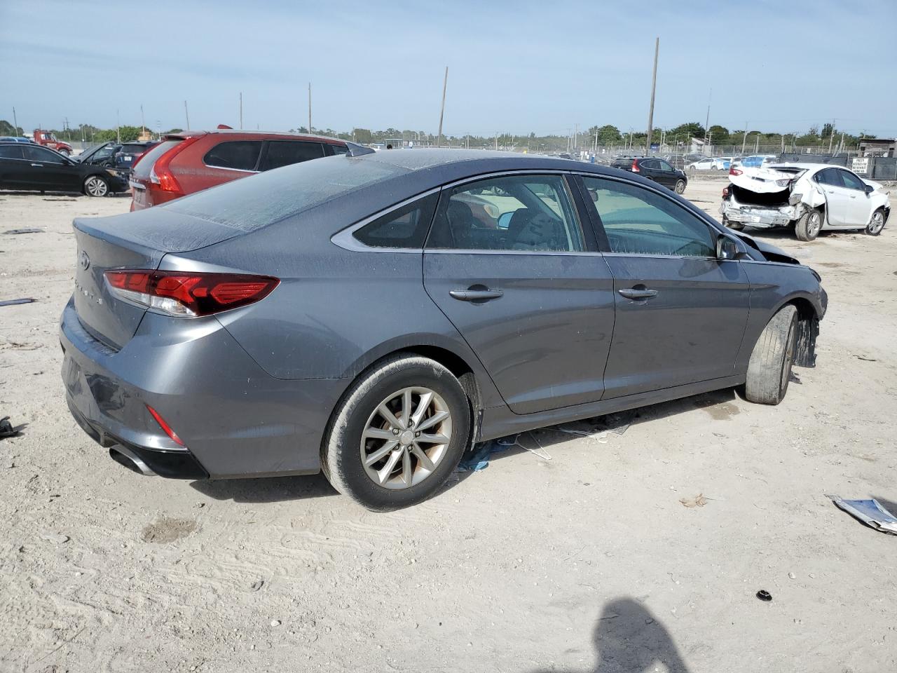 2019 Hyundai Sonata - Image 3