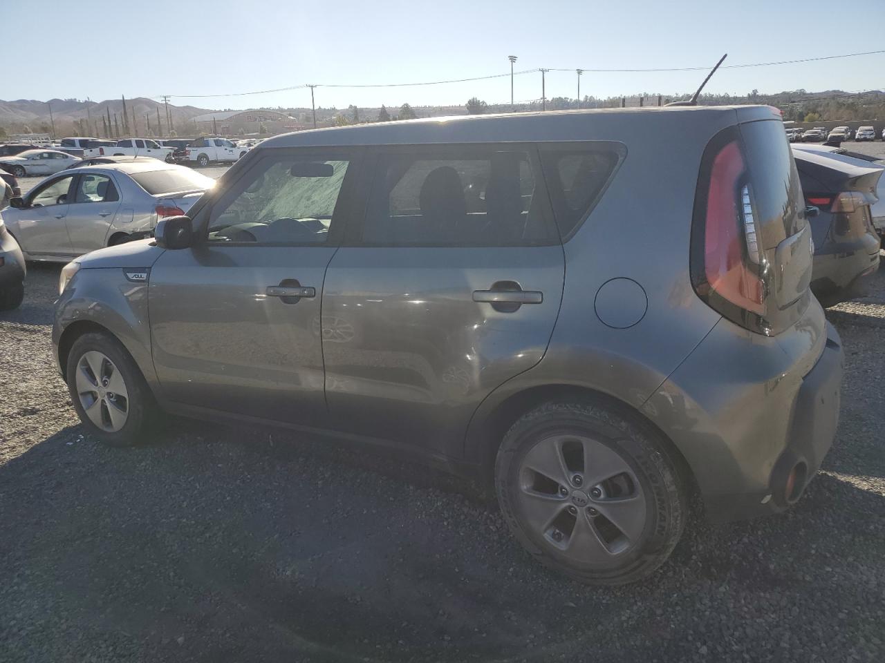 2016 Kia Soul - Image 2