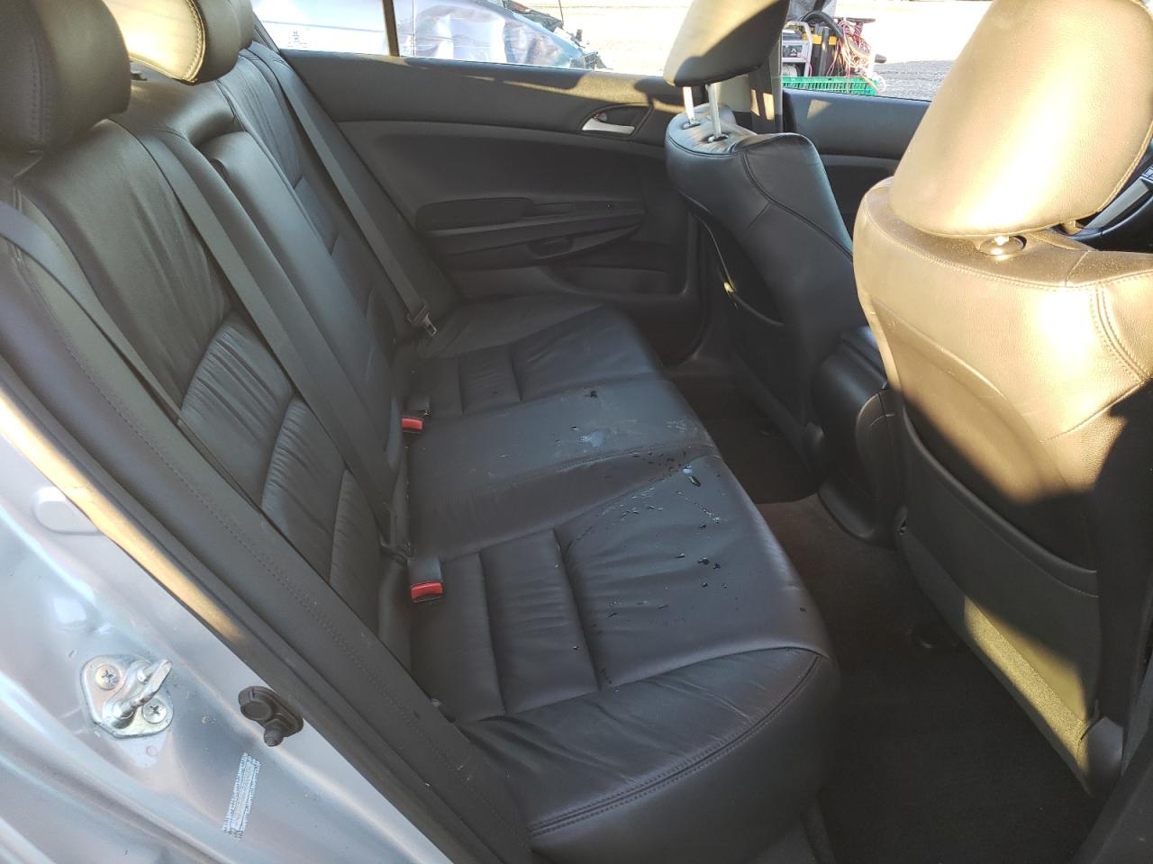 2012 Honda Accord - Image 10