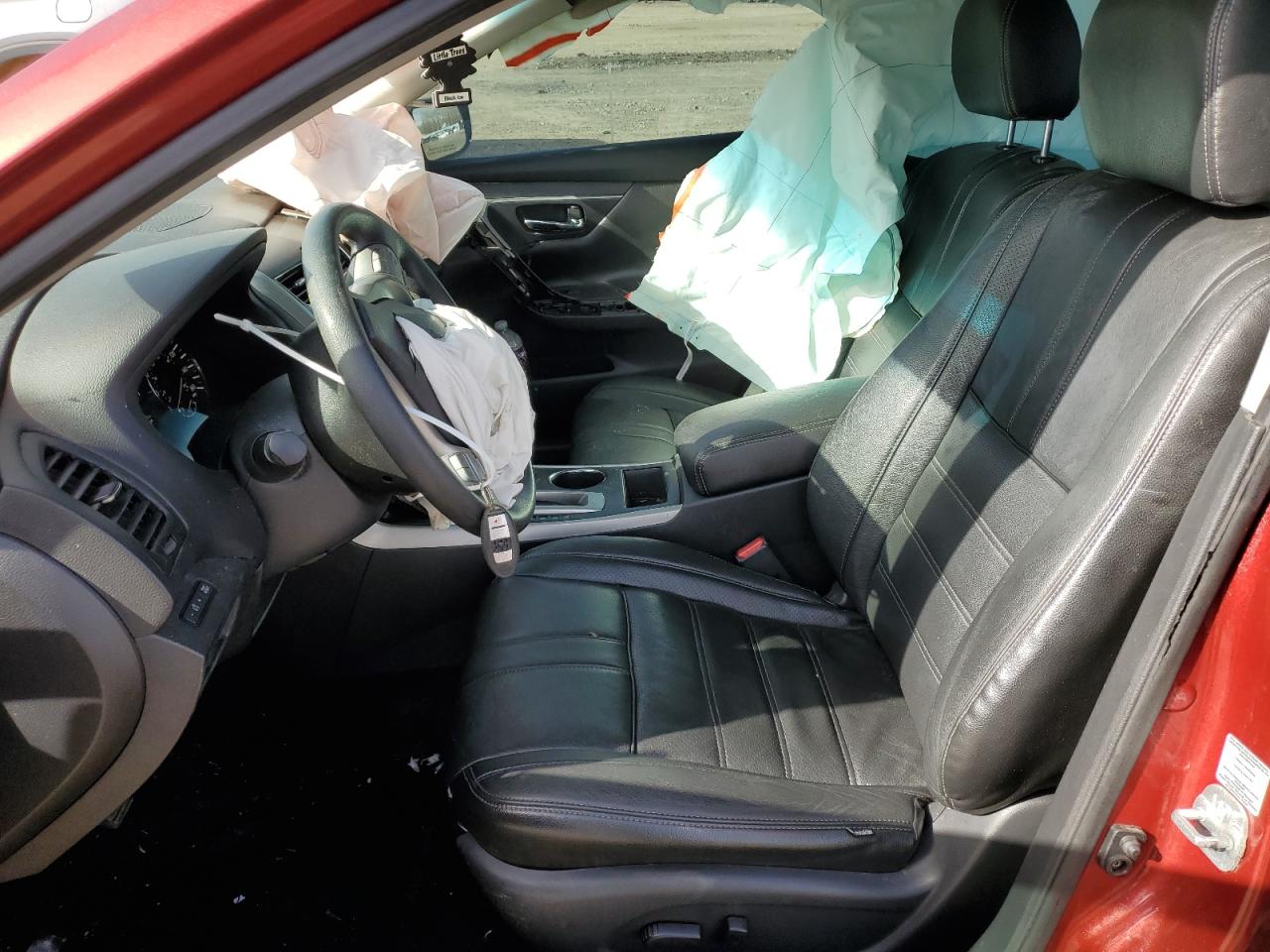 2015 Nissan Altima - Image 7