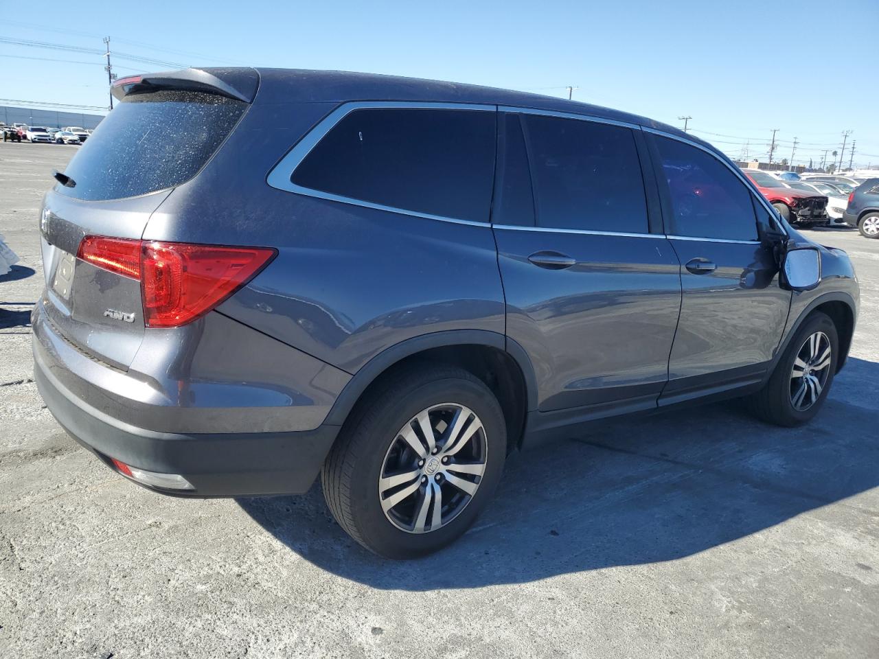 VIN 5FNYF6H55HB019418 2017 HONDA PILOT no.3