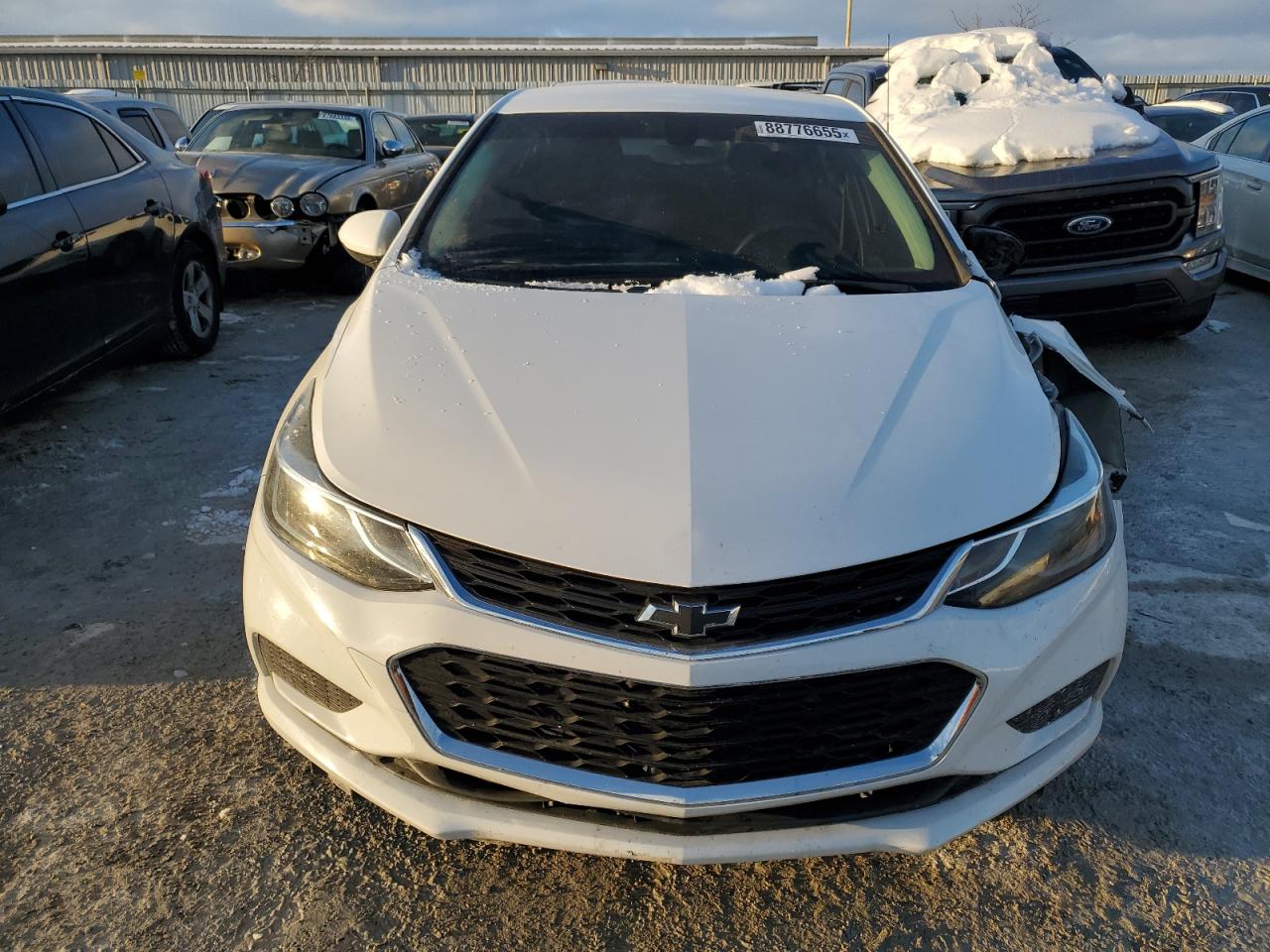 2018 Chevrolet Cruze - Image 5