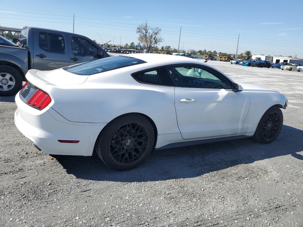 2016 Ford Mustang - Image 3