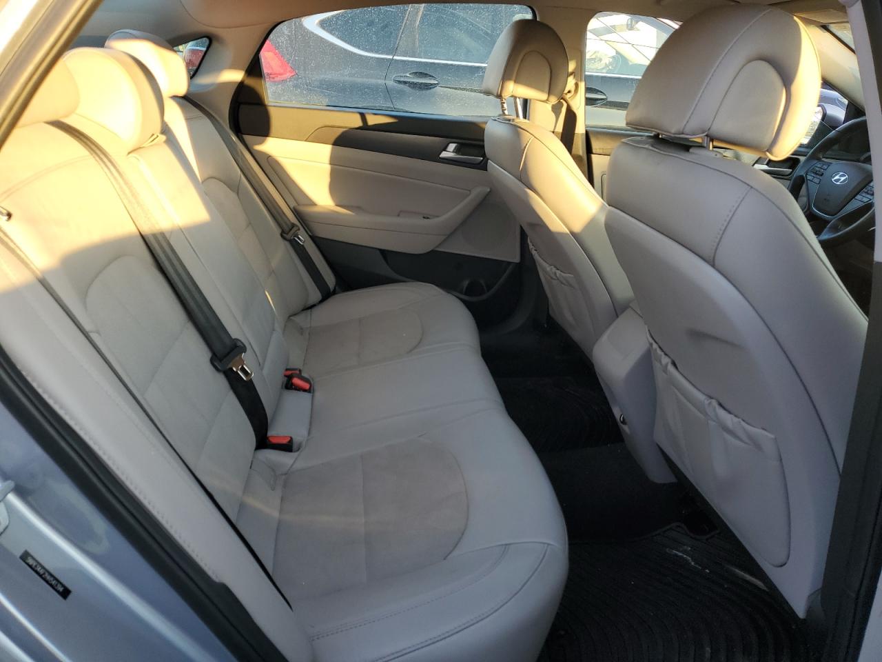 2017 Hyundai Sonata - Image 10