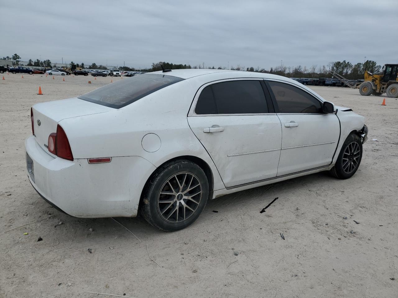 2010 Chevrolet Malibu - Image 3