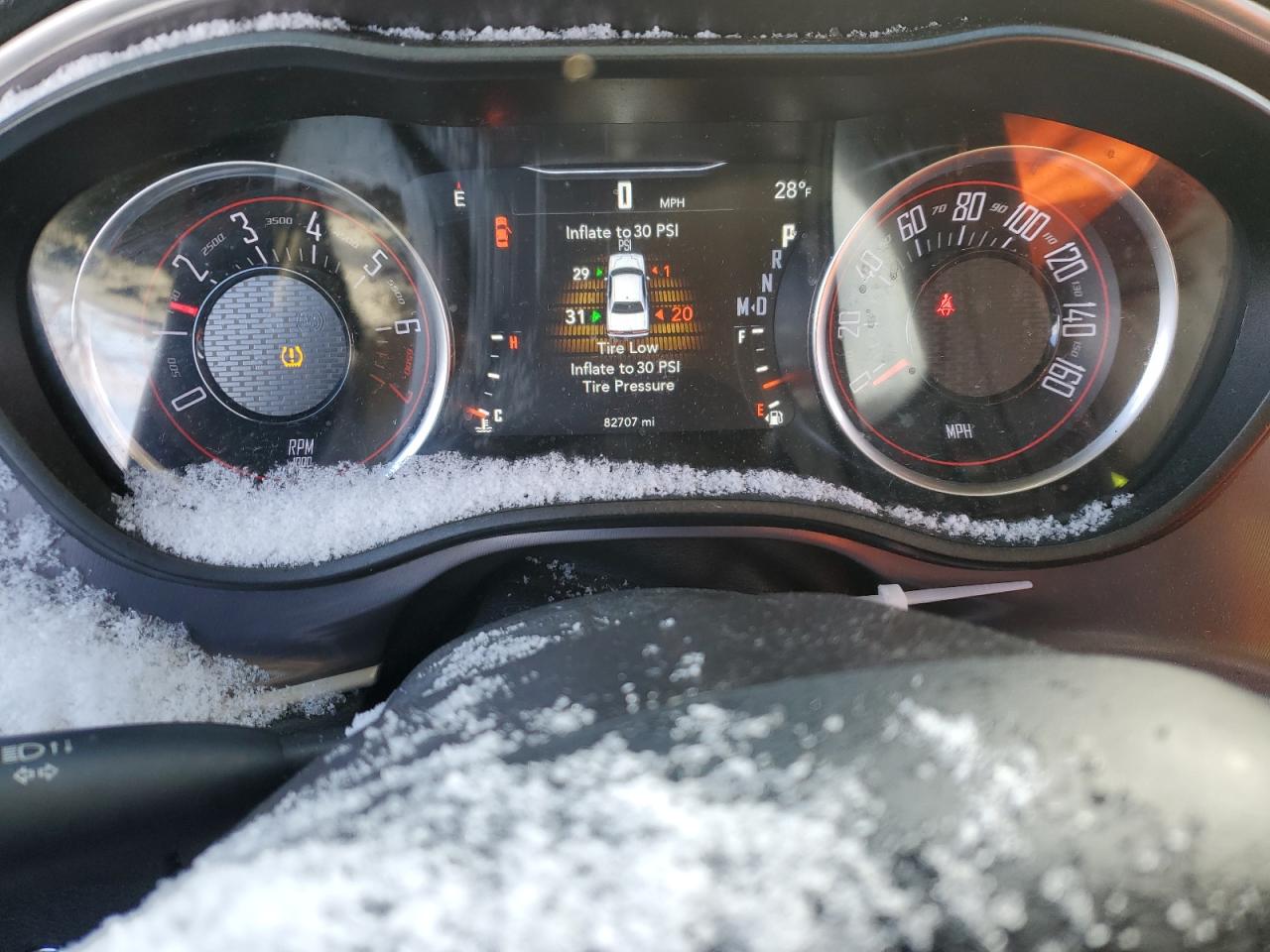 2019 Dodge Challenger - Image 9