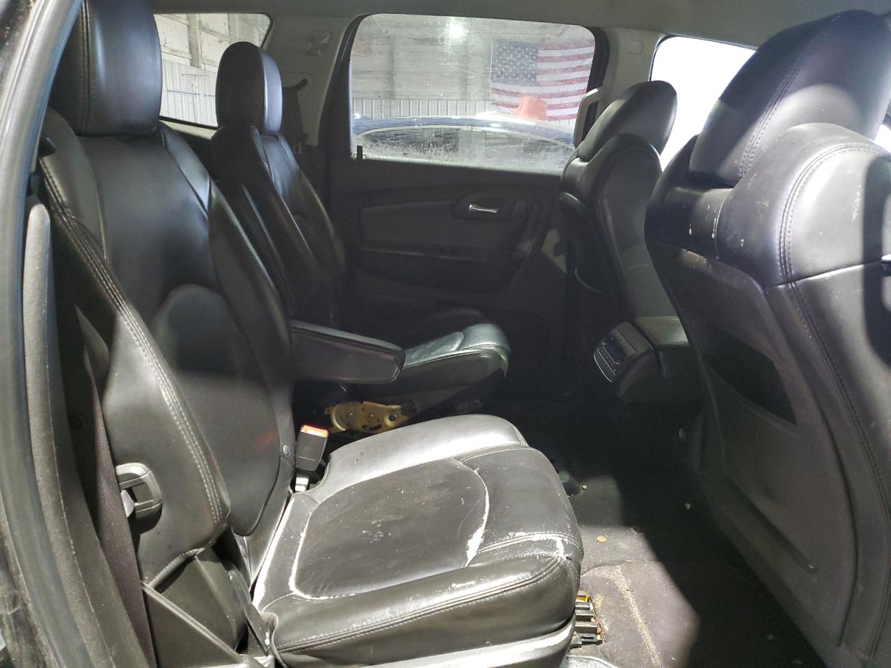 2011 Chevrolet Traverse - Image 11