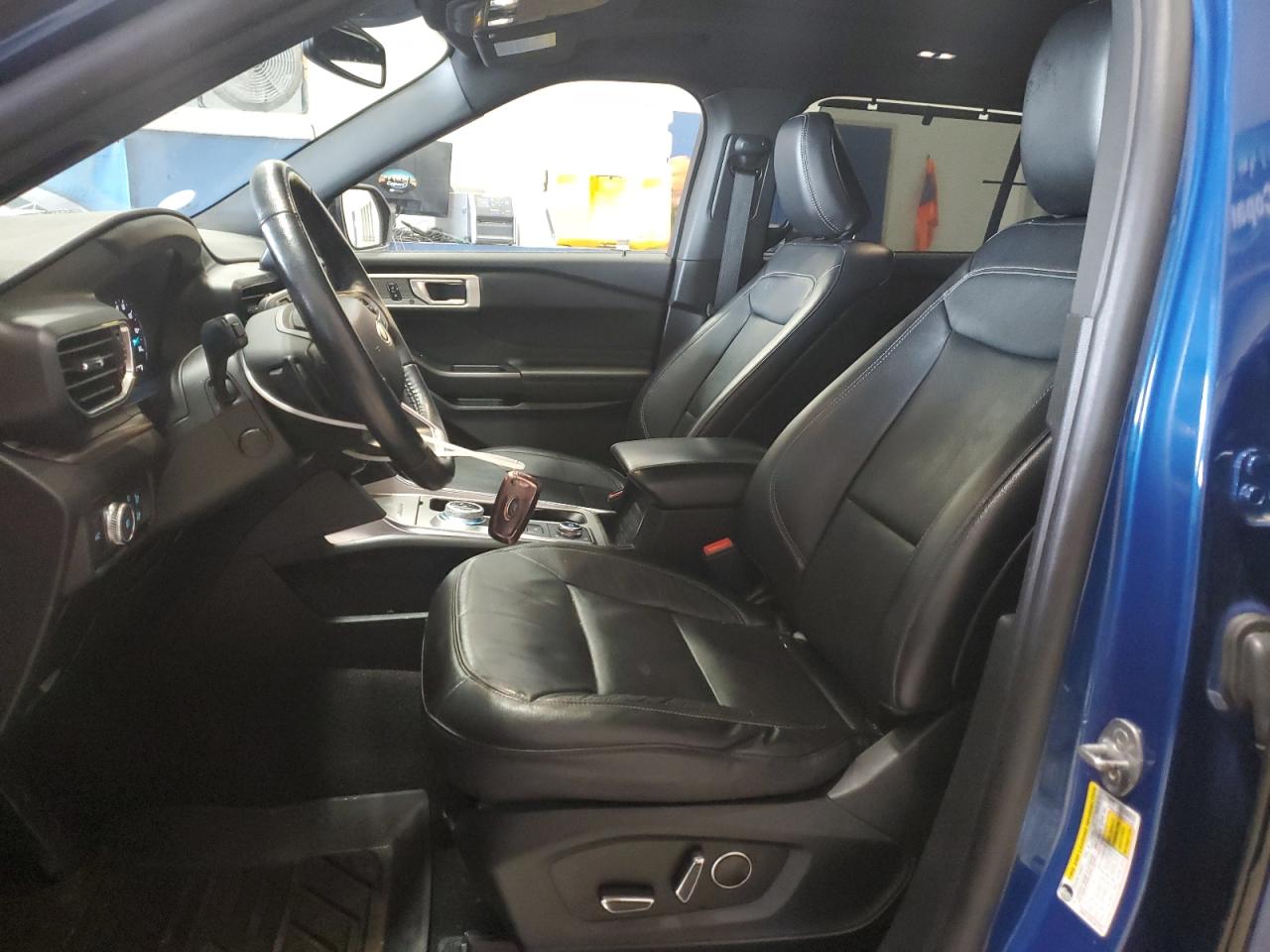 2020 Ford Explorer - Image 7
