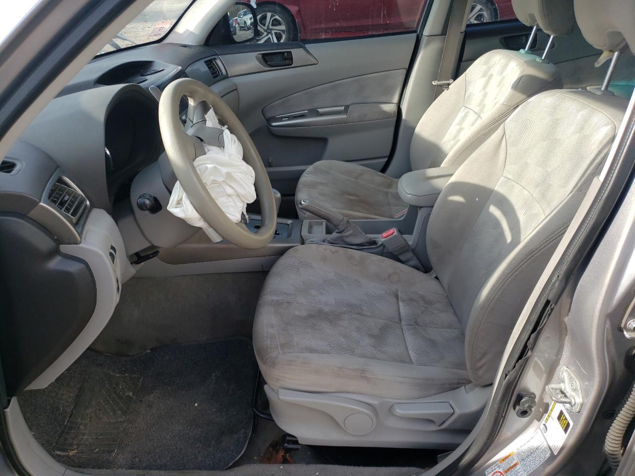 2010 Subaru Forester - Image 7