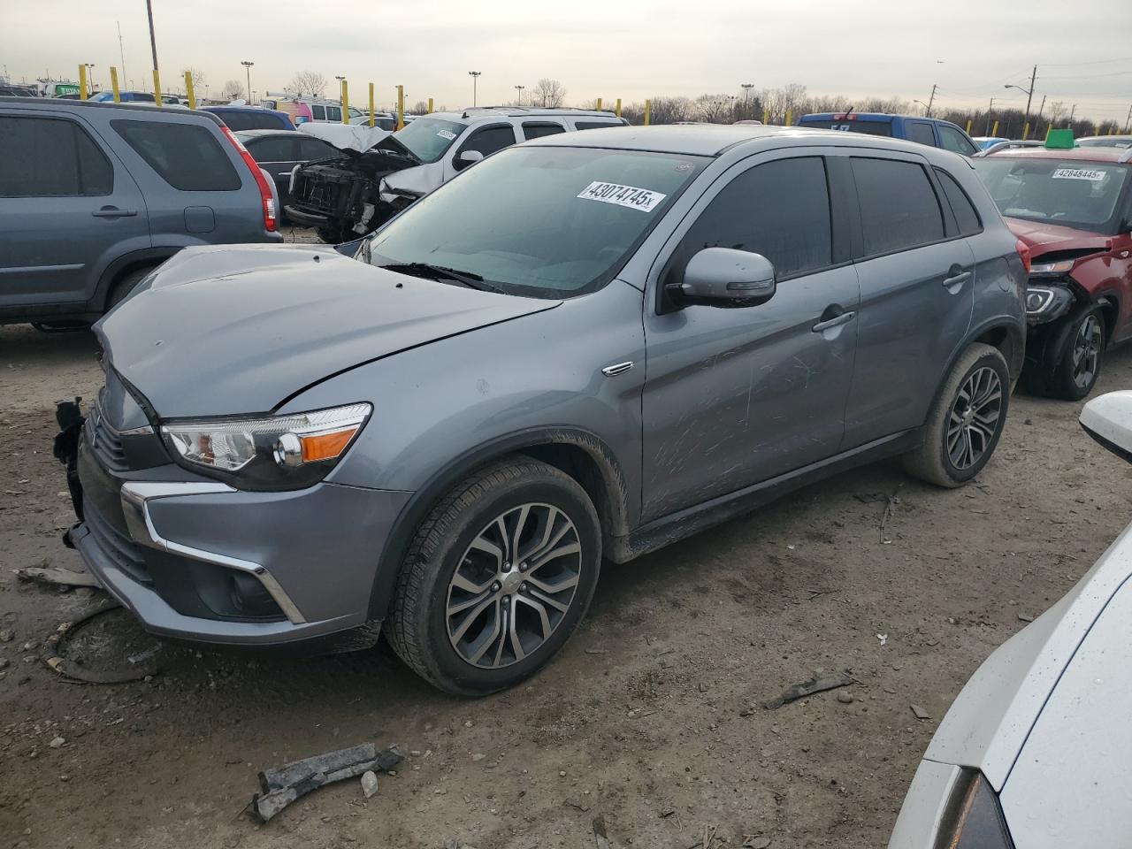 2016 Mitsubishi Outlander - Image 1
