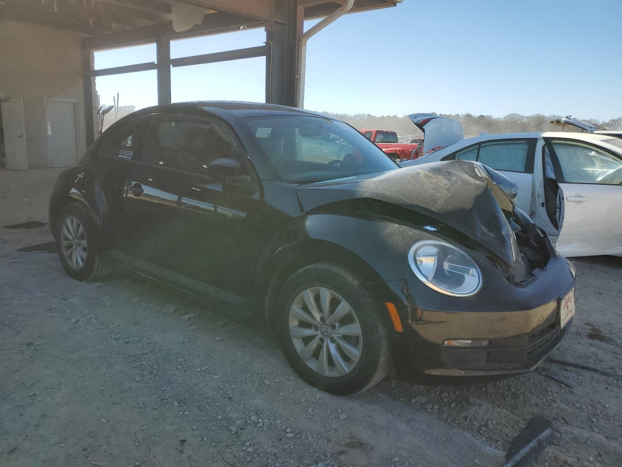 2016 Volkswagen Beetle - Image 4