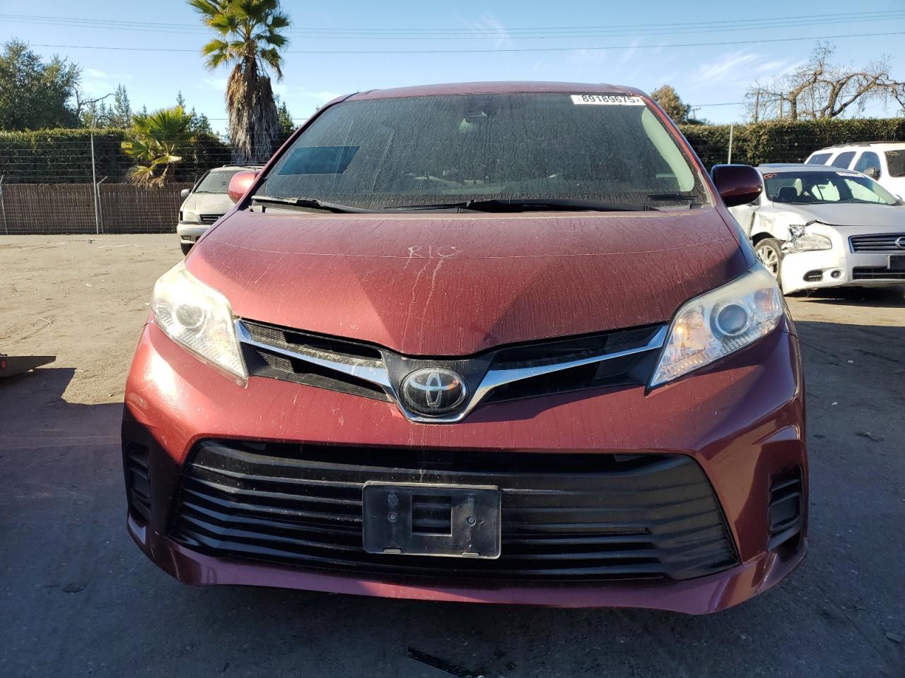 2018 Toyota Sienna - Image 5