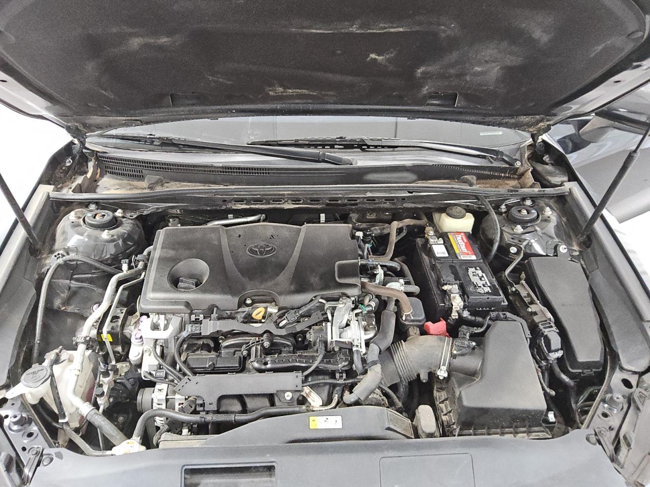 2018 Toyota Camry - Image 11