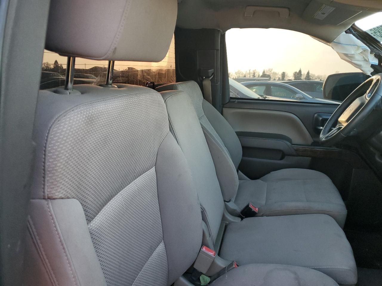 2014 Chevrolet Silverado - Image 10