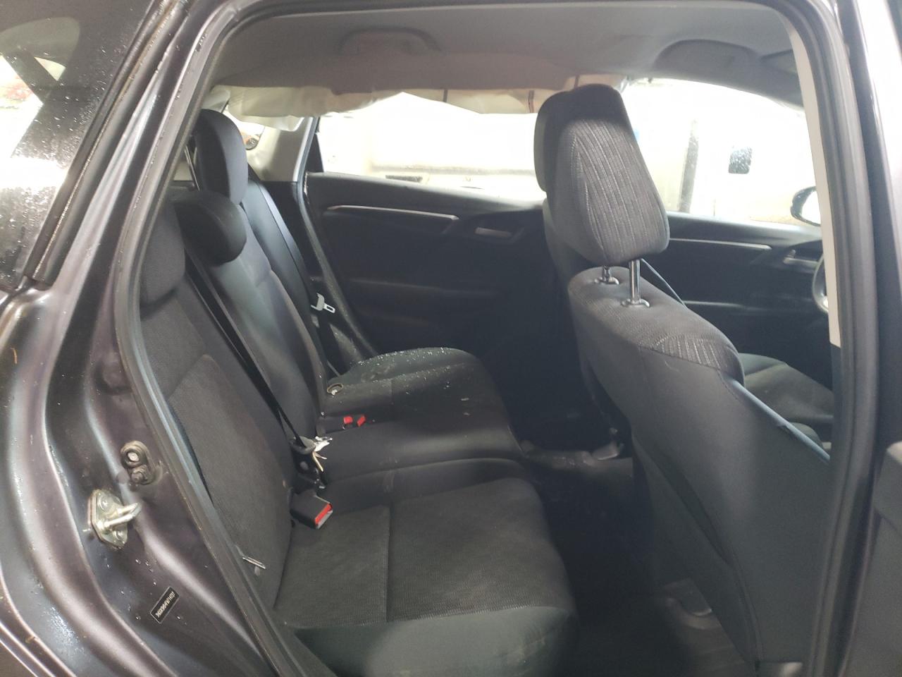 2015 Honda Fit - Image 10