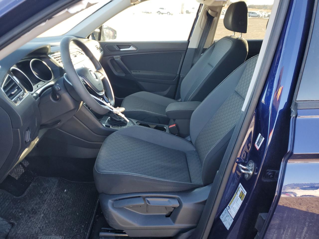 2021 Volkswagen Tiguan - Image 7
