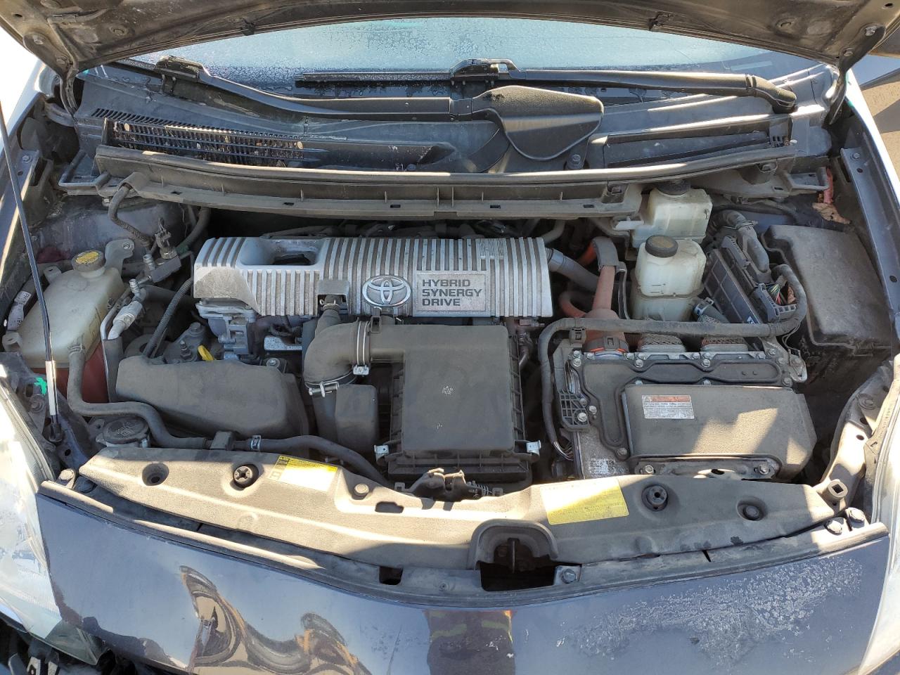 2013 Toyota Prius - Image 11