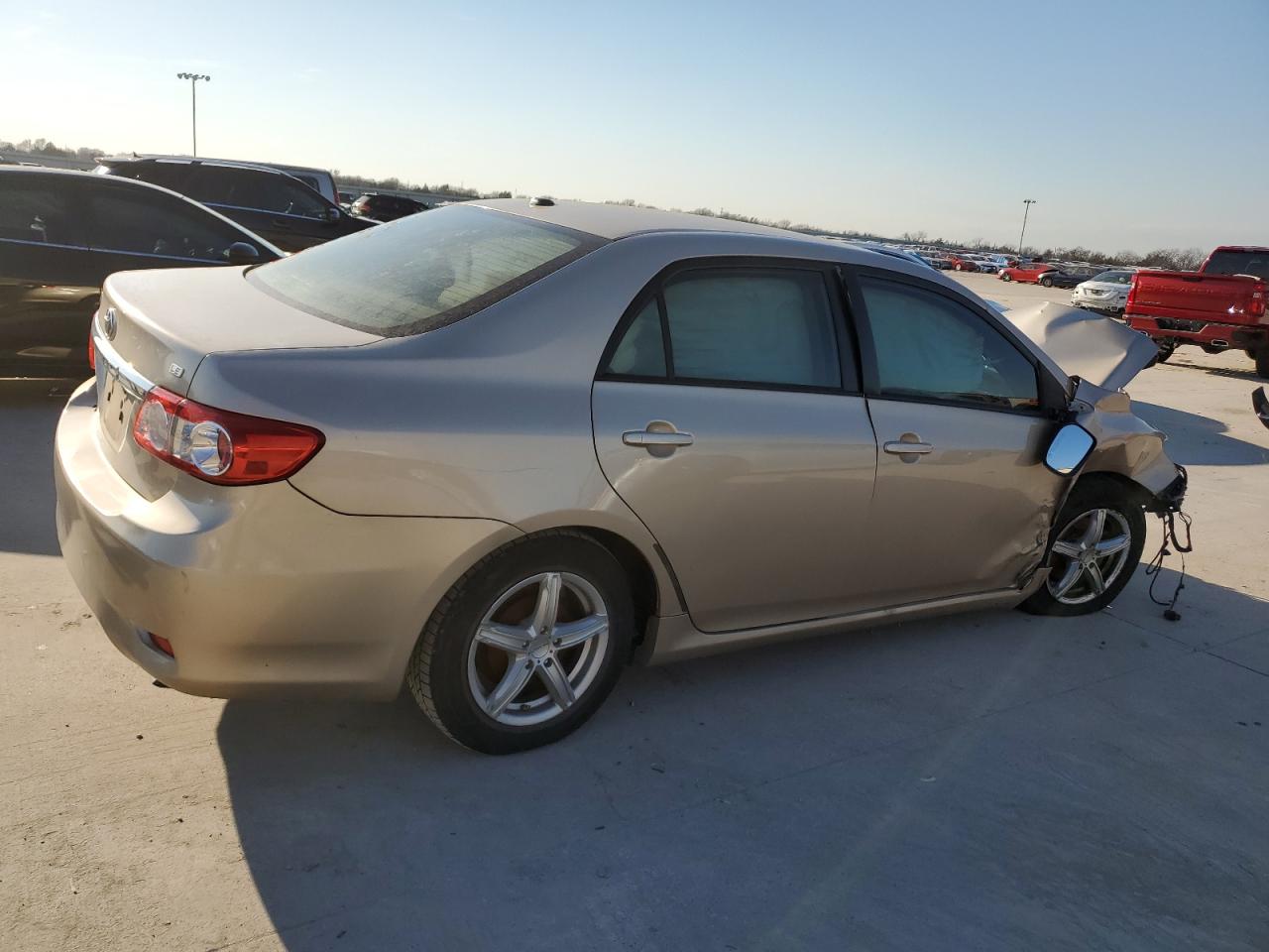 2011 Toyota Corolla - Image 3