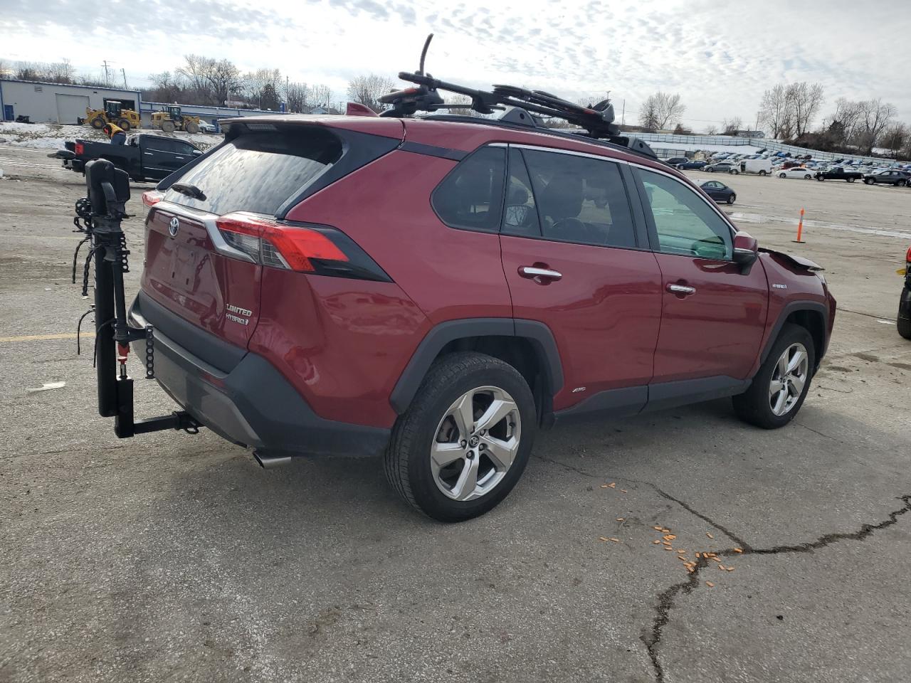 2021 Toyota RAV 4 - Image 3