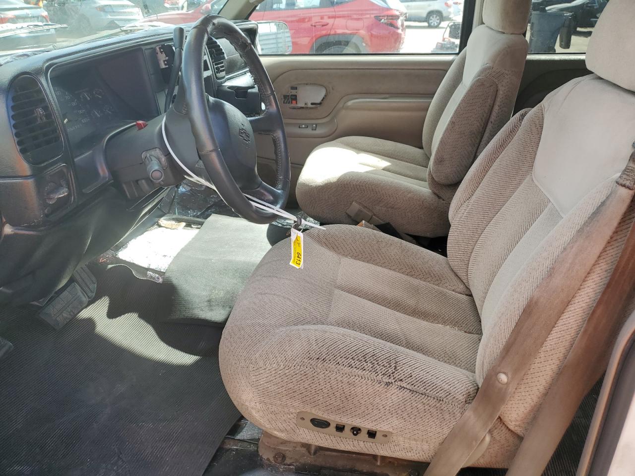 1999 Chevrolet Suburban - Image 7