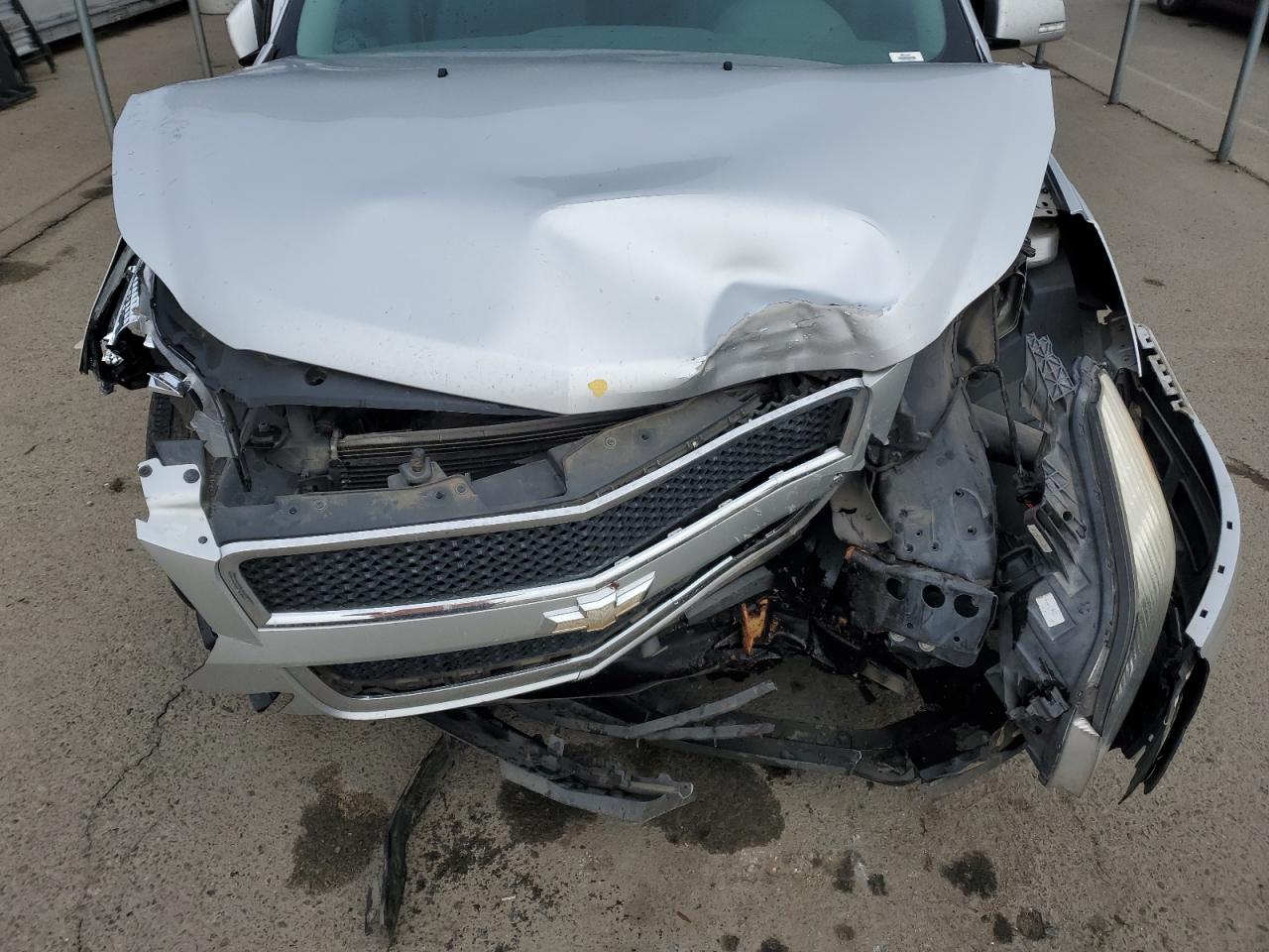 2010 Chevrolet Traverse - Image 12