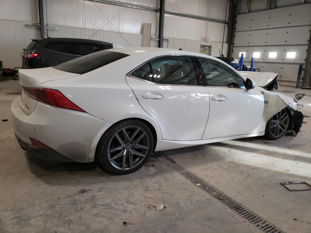 2019 Lexus IS - Image 3