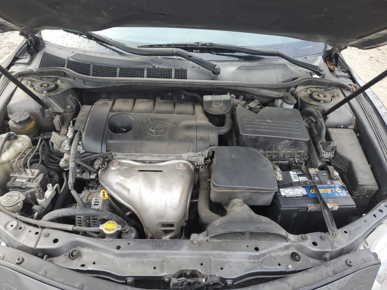 2011 Toyota Camry - Image 11